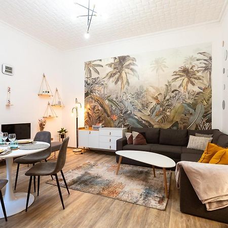 Stylish Modern Apartment Next To New York Cafe Boedapest Buitenkant foto