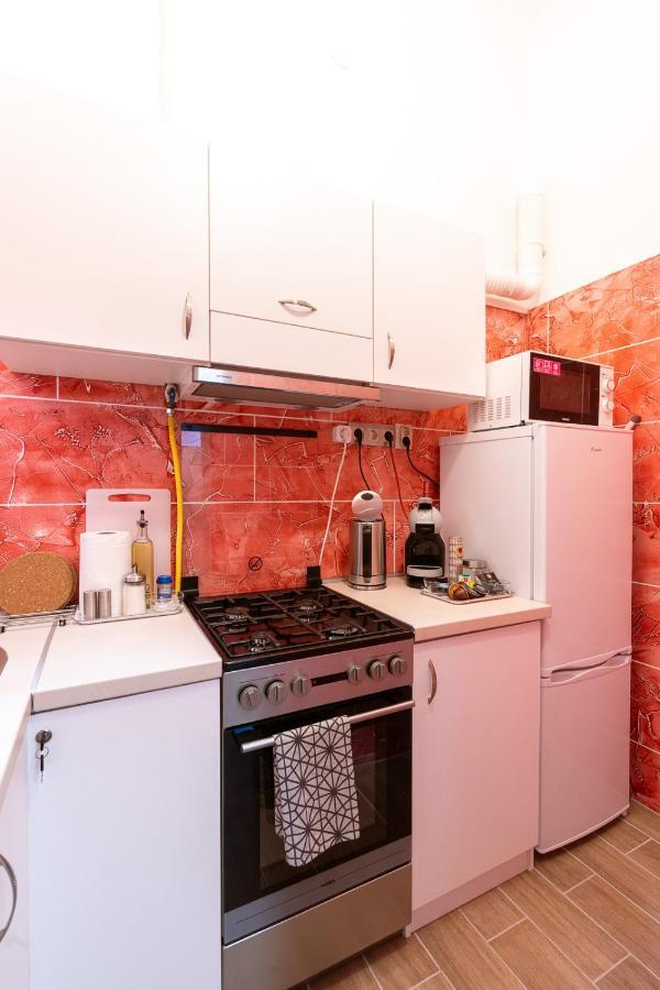 Stylish Modern Apartment Next To New York Cafe Boedapest Buitenkant foto